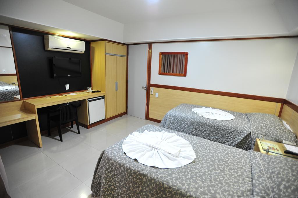 Hotel Premium Plaza Muriaé Exteriör bild
