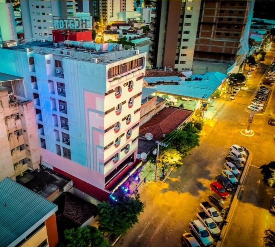 Hotel Premium Plaza Muriaé Exteriör bild